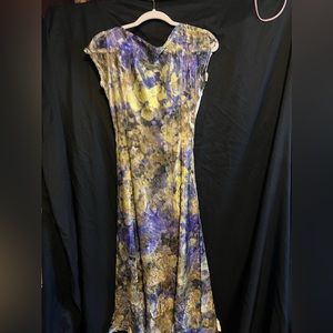 Women’s dress